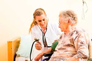 woman doctor with patient1